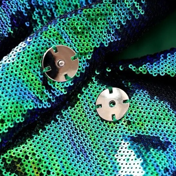 Emerald Sequin 2 Piece Set, Blazer + Shorts - Picture 5 of 6